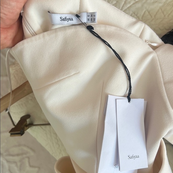 SAFIYAA Flora cape-effect crepe midi dress size 2 NWT - Picture 11 of 11